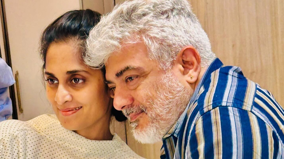 Shalini Shares Pic With Ajith Kumar: ఆస్పత్రిలో అజిత్ కుమార్ భార్య షాలిని, షూటింగ్ మ‌ధ్య‌లోనే వ‌చ్చేసిన త‌మిళ హీరో, లవ్ యూ ఫ‌రెవ‌ర్ అంటూ ఫోటోను పంచుకున్న నటి