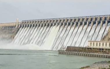 Nagarjuna Sagar: నిండుకుండ‌లా మారిన నాగార్జున సాగ‌ర్ డ్యామ్, గేట్ల పై నుంచి పారుతున్న వ‌ర‌ద‌, అద్భుత దృశ్యం ఆవిష్కృతం (వీడియో ఇదుగోండి)