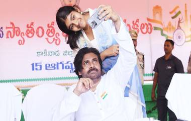 Pawan Kalyan Selfie With Daughter: తండ్రితో క‌లిసి ఇండిపెండెన్స్ డే వేడుక‌ల్లో పాల్గొన్న ప‌వ‌న్ క‌ల్యాణ్ కుమార్తె, వైర‌ల్ గా మారిన తండ్రీ కూతుళ్ల సెల్ఫీ