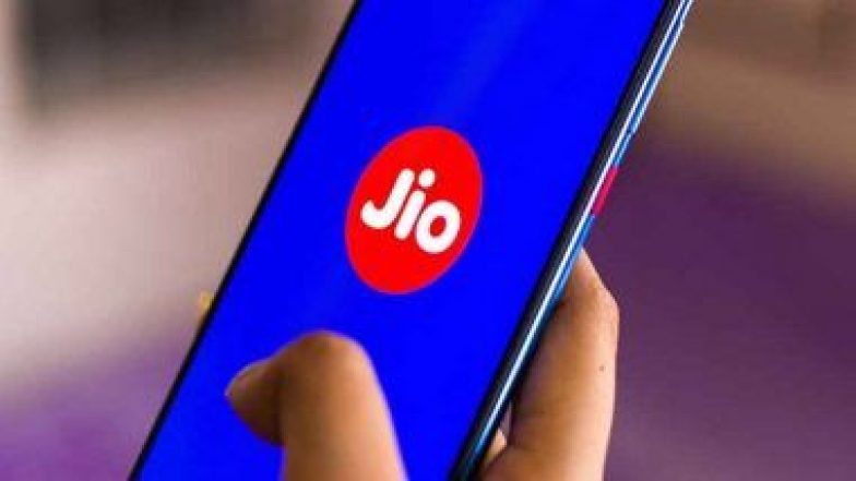 Jio New Recharge Plan: జియో నుంచి దిమ్మతిరిగే ప్లాన్, అపరిమిత 5జీ డేటాతో పాటు జియో యాప్‌ సర్వీసులు ఫ్రీ, రూ.198 ప్రీపెయిడ్ రీఛార్జ్ ప్లాన్‌ గురించి తెలుసుకోండి