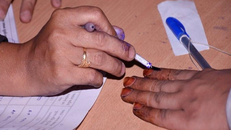 Visakha MLC Election: వైసీపీ విజయం లాంఛనమేనా ? విశాఖ స్థానిక సంస్థల ఎమ్మెల్సీ ఎన్నికలకు నోటిఫికేషన్‌ విడుదల, 30న పోలింగ్‌, సెప్టెంబర్‌ 3న కౌంటింగ్‌
