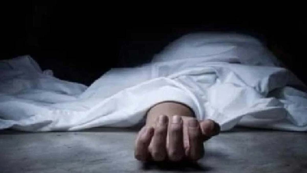 Bengaluru Shocker: బెంగుళూరులో విషాదం, అక్కతో బెడ్‌షీట్ విషయంలో గొడపపడి చెల్లి ఆత్మహత్య