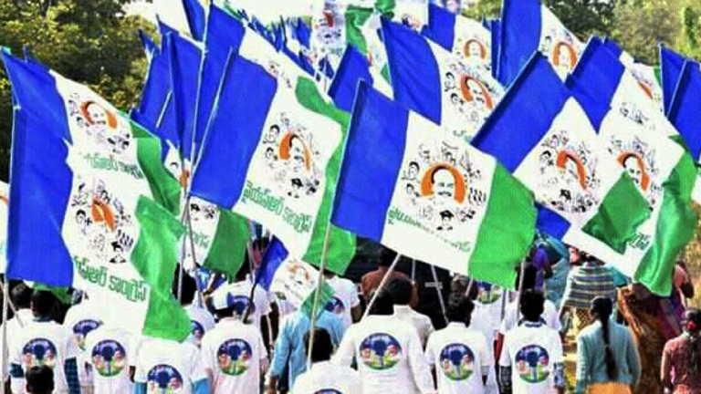 Pendem Dorababu Resigns YSRCP: వైసీపీకి షాకిచ్చిన ఇద్దరు నేతలు, పిఠాపురంలో పెండెం దొరబాబు రాజీనామా, అనంతపురంలో పైలా నర్సింహయ్య గుడ్ బై