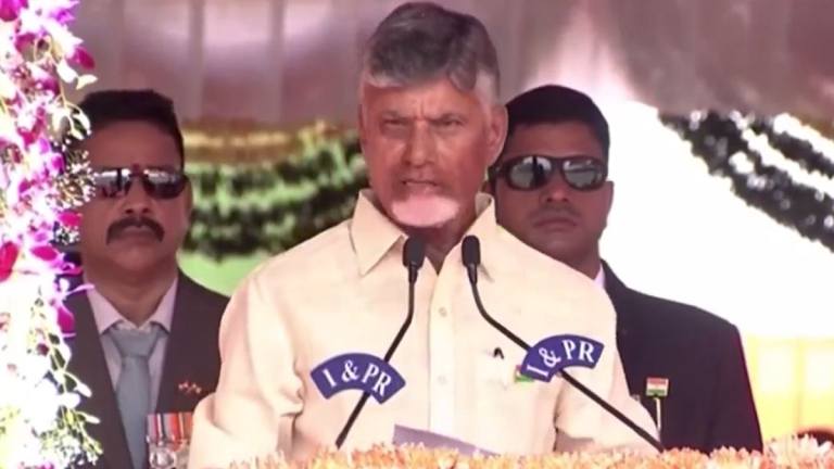 CM Chandrababu: వీడియో ఇదిగో, నా పట్ల ప్రజల స్పందన చూసి ప్రధాని ఆశ్చర్యపోయారు, మీరున్నారు కదా ఏపీ ప్రజలకు భయం లేదని మోదీ చెప్పారని తెలిపిన సీఎం చంద్రబాబు