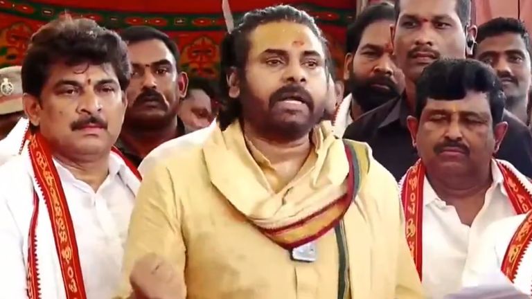 Pawan Kalyan on Sanatana Dharma: వీడియోలు ఇవిగో, సనాతన ధర్మం కోసం చనిపోవడానికైనా రెడీ, పవన్ కల్యాణ్ సంచలన వ్యాఖ్యలు