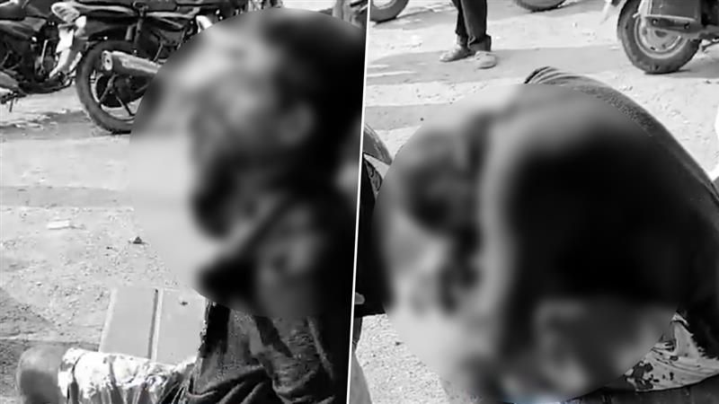 young man attacked with a knife on the main road of Broad daylight near Gollapudi Main Road, Vijayawada