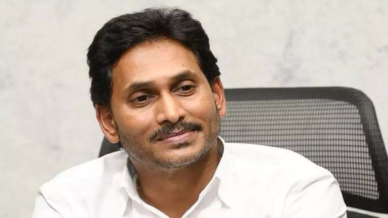 YS Jagan: ఇవాళ గుంటూరు, కడప జిల్లాల్లో వైసీపీ అధినేత వైఎస్ జగన్ పర్యటన, బాధిత కుటుంబాలకు పరామర్శ, రాత్రి పులివెందులలో బస చేయనున్న జగన్