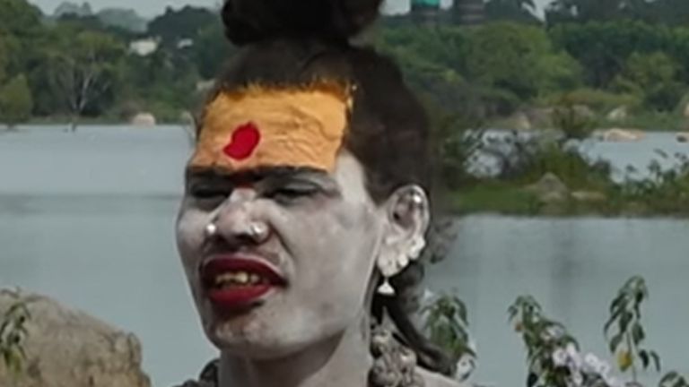 Lady Aghori: కోడిని బలి ఇచ్చి పూజలు నిర్వహించారంటూ అఘోరీపై పోలీసులకు ఫిర్యాదు, మామునూరు పోలీస్ స్టేషన్లో పలు సెక్షన్ల కింద కేసు నమోదు