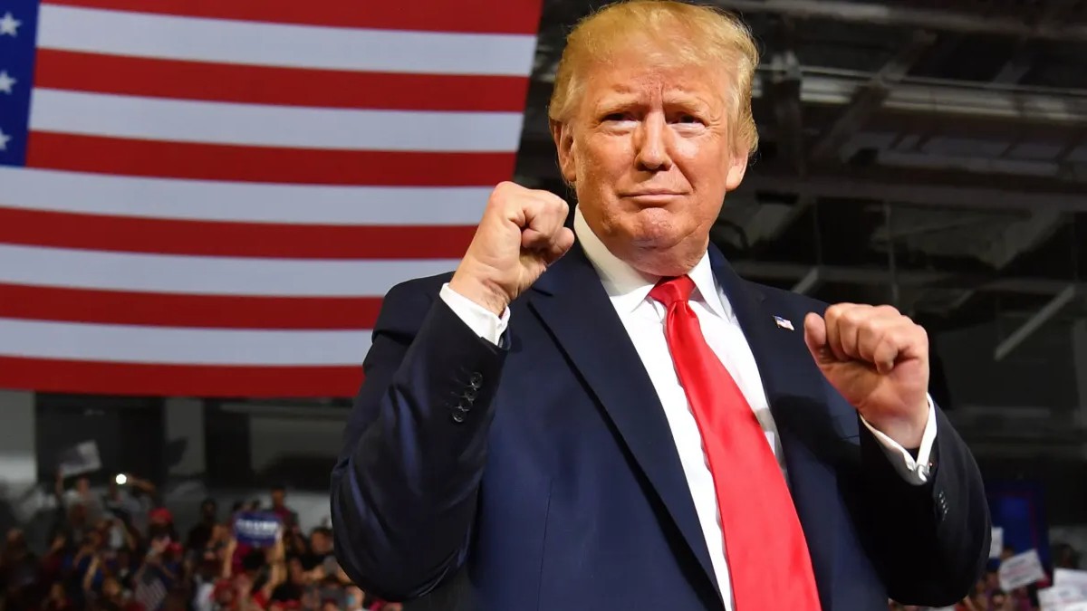 Donald Trump: అమెరికా 47వ అధ్యక్షుడిగా ట్రంప్.. మరికాసేపట్లో ప్రమాణ స్వీకారం.. తొలి రోజే వందకుపైగా ఆదేశాలపై ట్రంప్ సంతకాలు