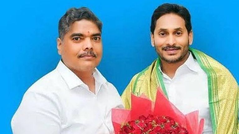 MLC Jayamangala Venkataramana: వైసీపీకి మరో షాక్, ఎమ్మెల్సీ జయమంగళ వెంకటరమణ రాజీనామా, ఎమ్మెల్సీ పదవికి రిజైన్ చేసిన వెంకటరమణ