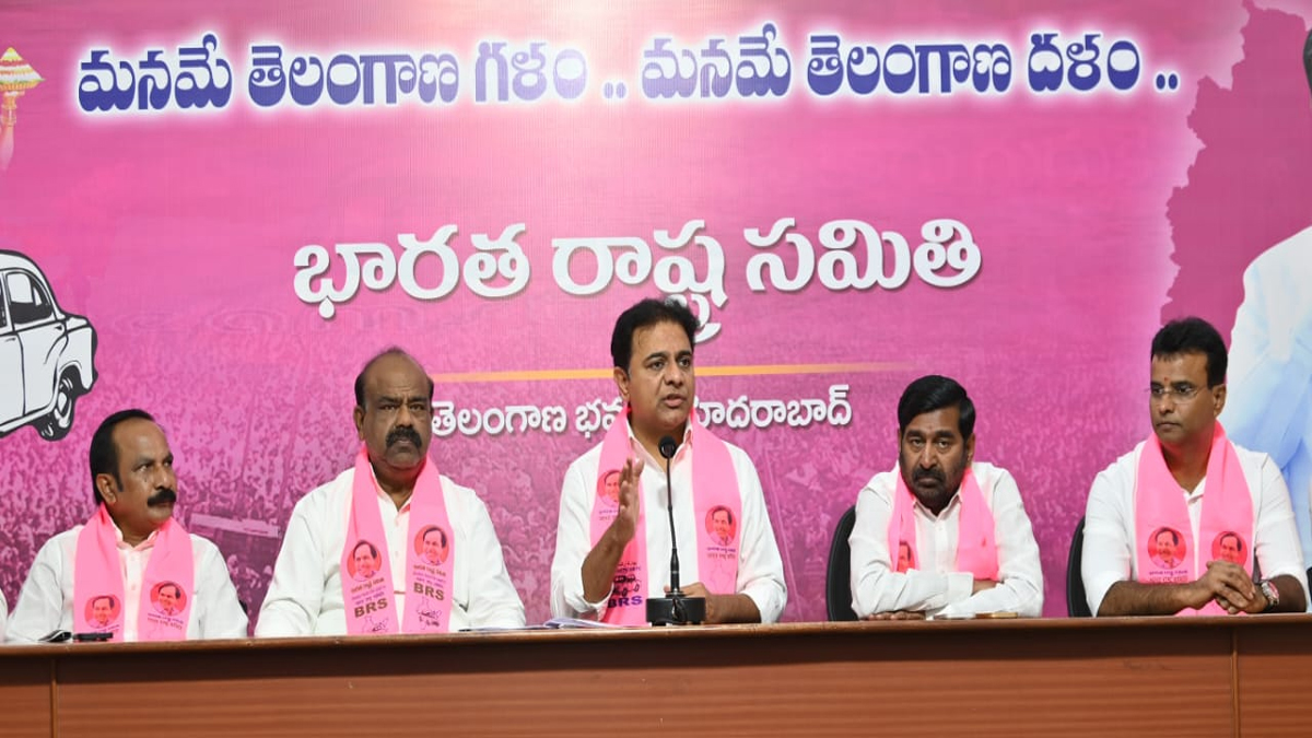 KTR: అదానీకి అండగా బడే భాయ్ - చోటే భాయ్...కాంగ్రెస్ పార్టీది గల్లీలో ఒక నీతి…ఢిల్లీలో ఒక నీతా? , రేవంత్‌ రెడ్డికి దమ్ముంటే లగచర్లకు రావాలని కేటీఆర్ సవాల్