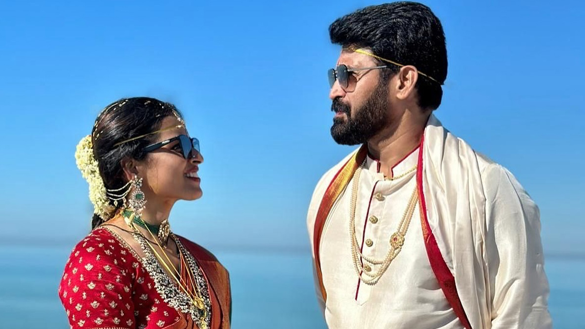 Actor Subbaraju: 47 ఏళ్ల వయసులో పెళ్లి చేసుకున్న నటుడు సుబ్బరాజు, భార్యతో కలిసి దిగిన ఫోటోను సోషల్ మీడియాలో షేర్ చేసిన టాలీవుడ్ నటుడు