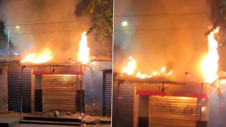 Fire Accident in Secunderabad: సికింద్రాబాద్ లో అగ్నిప్రమాదం.. దేవుడికి పెట్టిన దీపం అంటుకొని పాన్ షాప్ లో మంటలు (వీడియో)