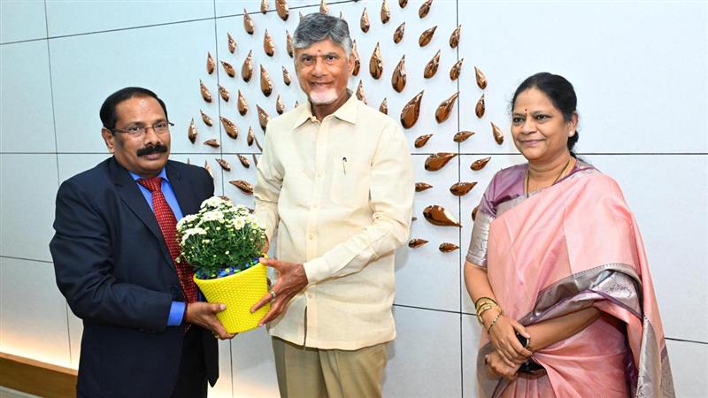 K. Vijayanand: ఆంధ్రప్రదేశ్ రాష్ట్ర ప్రభుత్వ ప్రధాన కార్యదర్శిగా బాధ్యతలు చేపట్టిన సీనియర్ ఐఏఎస్ అధికారి కె.విజయానంద్, సీఎం చంద్రబాబుతో మర్యాదపూర్వక భేటీ