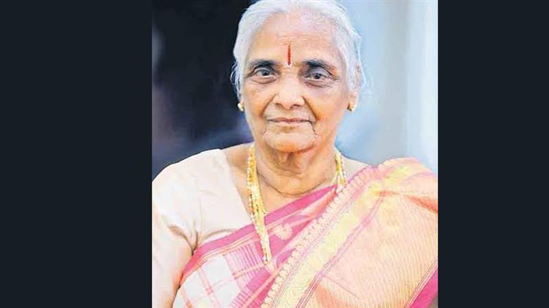 KCR’s Sister Passed Away: కేసీఆర్‌ ఇంట్లో తీవ్ర విషాదం.. ఆయన సోదరి చీటి సకలమ్మ కన్నుమూత.. నేడు అంత్యక్రియలు