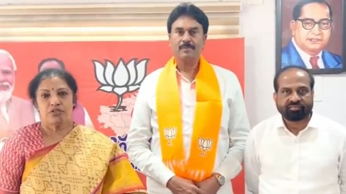 K Ravi Chandra Reddy Joins BJP: వైసీపీకి రాజీనామా చేసిన వెంటనే బీజేపీలో చేరిన ర‌విచంద్రారెడ్డి, కారణం ఏంటంటే..