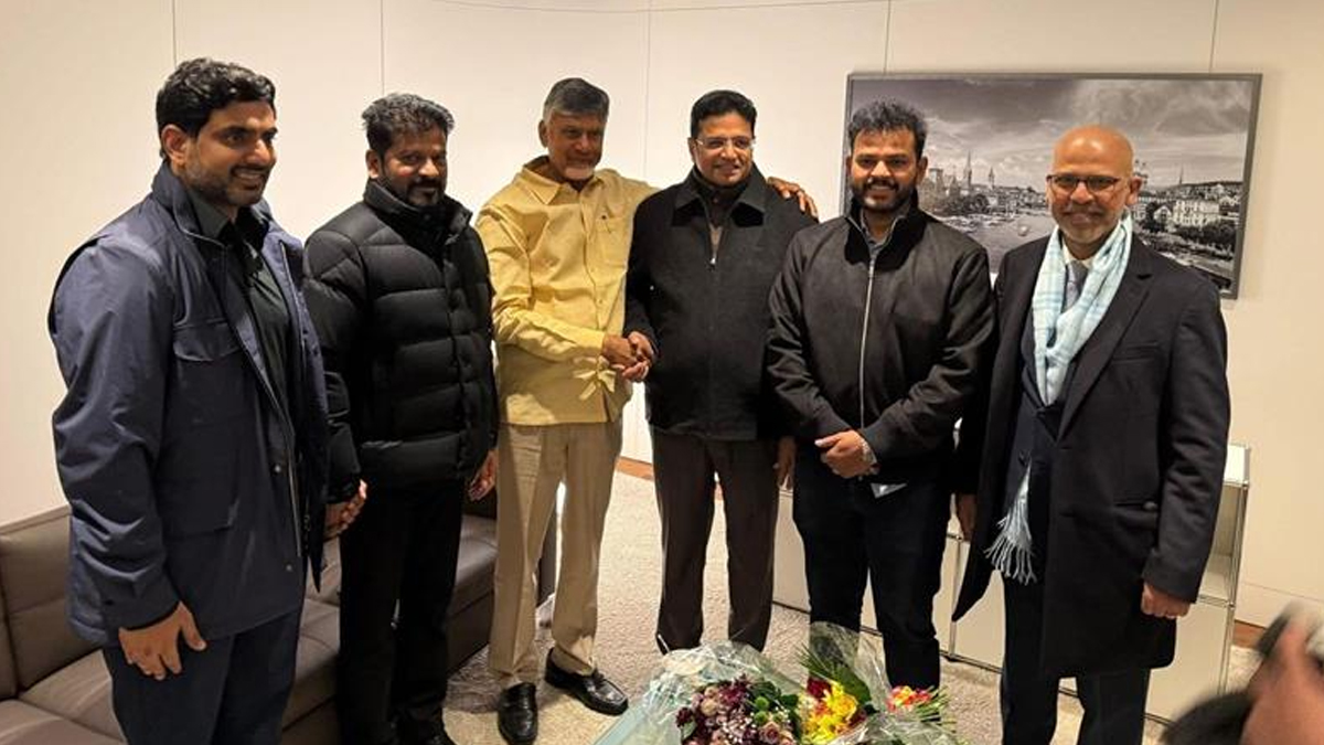 World Economic Forum in Davos: దావోస్ పర్యటనలో కలుసుకున్న తెలుగు రాష్ట్రాల సీఎంలు, విదేశీ పెట్టుబడుల కోసం వరల్డ్ ఎకనామిక్ ఫోరం సదస్సుకు హాజరైన చంద్రబాబు, రేవంత్ రెడ్డి