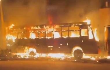 Travel Bus Catches Fire: వీడియో ఇదిగో, జేసీ దివాకర్ రెడ్డికి చెందిన ట్రావెల్ బస్సులో మంటలు, పూర్తిగా కాలిపోయిన వాహనం