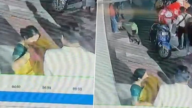 Sudden Death Caught on Camera: షాకింగ్ వీడియో ఇదిగో, డ్యాన్స్ వేస్తున్న ఆడ గుర్రం తన్నడంతో బాలుడు మృతి, యూపీలో విషాదకర ఘటన