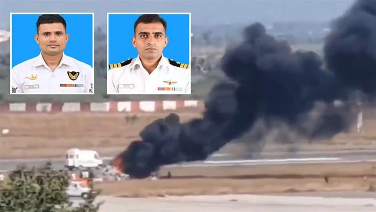 Porbandar Helicopter Crash: పోర్‌బందర్ కోస్ట్ గార్డ్ ఎయిర్‌పోర్టులో కుప్పకూలిన హెలికాప్టర్.. ముగ్గురు పైలట్లు మృతి, గాయపడిన వారిని ఆస్పత్రికి తరలించి చికిత్స అందిస్తున్న వైద్యులు