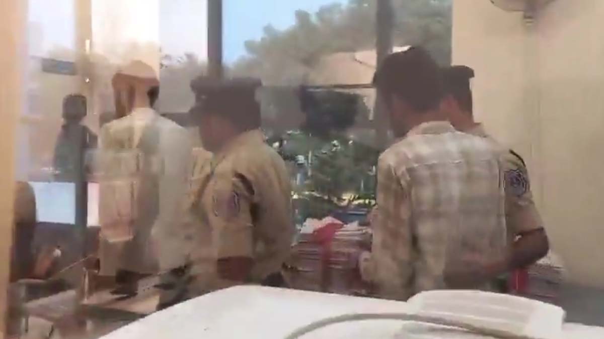 Drug Rocket Bust In Hyderabad: హైదరాబాద్‌లో మరోసారి డ్రగ్స్ కలకలం...190 గ్రాముల హెరాయిన్‌ను సీజ్ చేసిన పోలీసులు, అంతరాష్ట్ర డ్రగ్స్ పెడ్లర్స్ అరెస్ట్