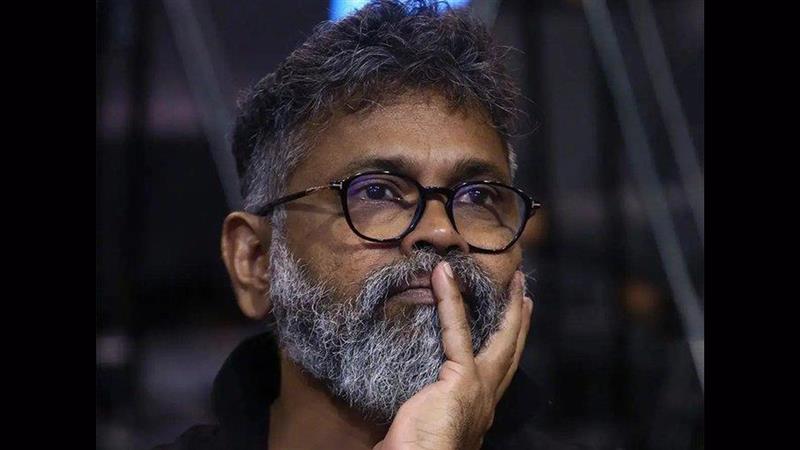 IT Raids on Tollywood Producers: మూడో రోజు సినీ ప్రముఖులపై ఐటీ సోదాలు.. దర్శకుడు సుకుమార్ ఇంట్లో రెండో రోజు కొనసాగుతున్న సోదాలు, నిర్మాత రిలయన్స్ శ్రీధర్ ఇంట్లోనూ సోదాలు