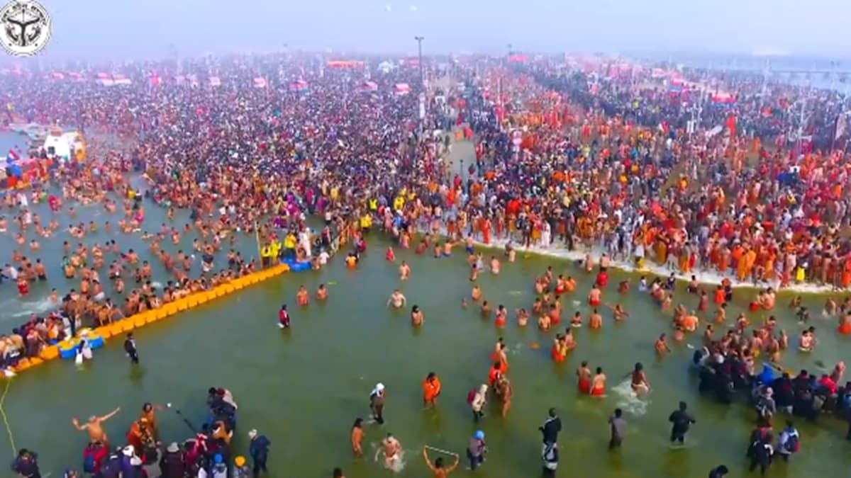 Maha Kumbh 2025: మహా కుంభమేళాలో 55 కోట్లు దాటిన పుణ్యస్నానం ఆచరించిన భక్తుల సంఖ్య, ఈ రోజు ఒక్కరోజే 99.20 లక్షలకు పైగా భక్తులు పవిత్ర స్నానాలు