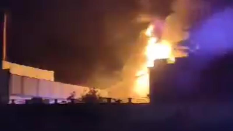 Fire Accident In Hyderabad: హైదరాబాద్ పాతబస్తీలో అగ్నిప్రమాదం.. సమయానికి స్పందించడంతో తప్పిన ముప్పు (వీడియో)