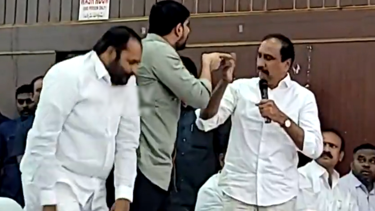 Kaushik Reddy Vs Sanjay: కరీంనగర్ జిల్లా సమావేశం రసాభాస, సంజయ్‌పై కౌశిక్ రెడ్డి దౌర్జన్యం, ఒరేయ్ అంటూ ఎమ్మెల్యేను సంబోంధించిన కౌశిక్.. వీడియో