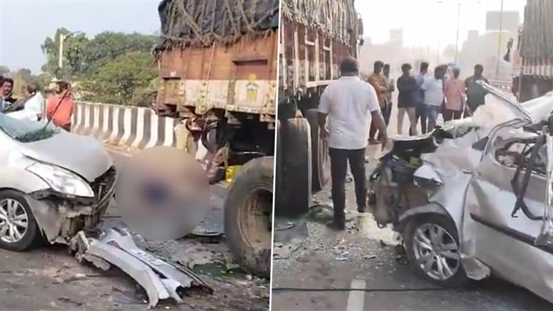 Kakinada Road Accident: పండగవేళ విషాదం..కాకినాడలో ఘోర రోడ్డు ప్రమాదం, ఆగి ఉన్న లారీని ఢీకొట్టిన కారు.. ఇద్దరు స్పాట్‌లోనే మృతి, వీడియో