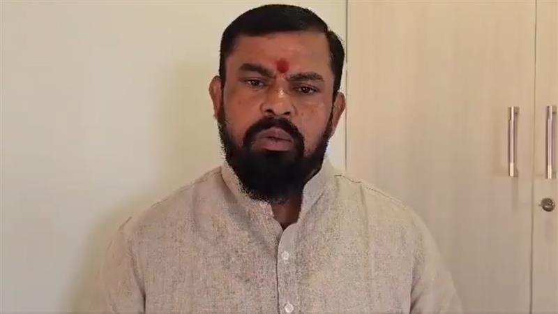 BJP MLA Raja Singh: సీఎం రేవంత్ రెడ్డిపై రాజాసింగ్ ఫైర్.. లంచాల తెలంగాణగా మారిందని చురకలు, లంచాలు అడిగే పోలీసులను ఉద్యోగం నుండి తప్పించాలని డిమాండ్