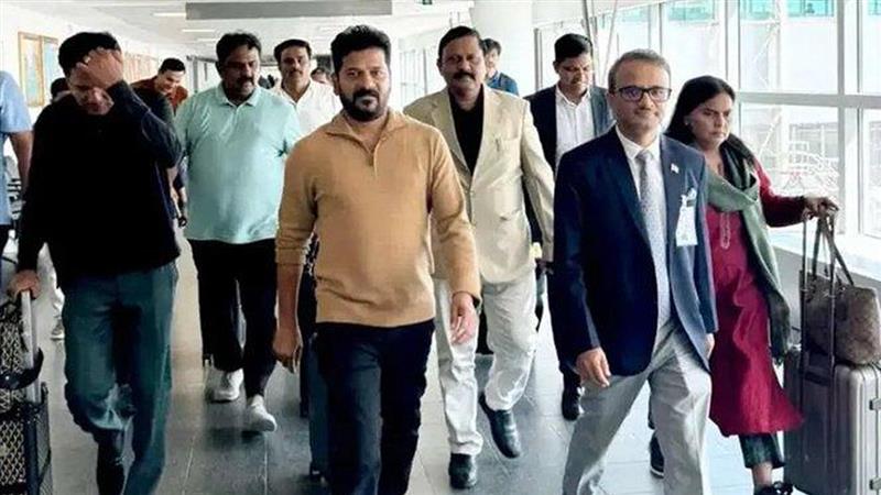 CM Revanth Reddy: మరోసారి విదేశాలకు సీఎం రేవంత్ రెడ్డి, ఆస్ట్రేలియా- సింగపూర్‌లో పర్యటించనున్న సీఎం బృందం..క్రీడా ప్రాంగణాలు పరిశీలన