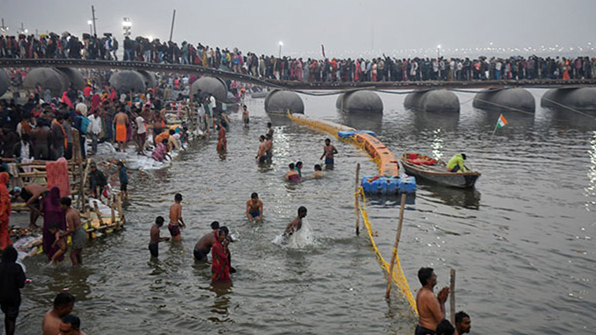 Maha Kumbh Mela 2025: మహా కుంభ మేళా నదీ జలాల్లో స్థాయికి మించి మానవ, జంతు మల సంబంధమైన కోలీఫామ్‌ బ్యాక్టీరియా, స్నానాలకు కావాల్సిన ప్రమాణాలు లేవని NGTకి నివేదిక ఇచ్చిన CPCB