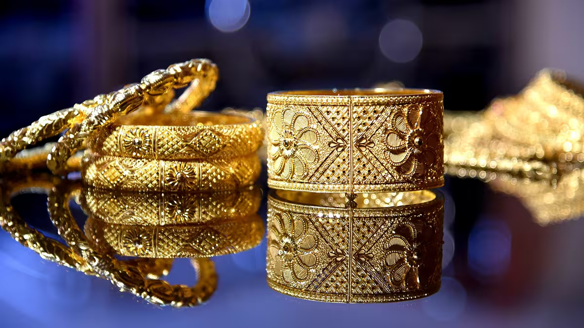 RBI To Tighten Gold Loan Processes: బంగారం రుణాలు తీసుకోవడం ఇక అంత సులభమేమీ కాదు! గోల్డ్‌ లోన్ విషయంలో నిబంధనలను కఠినతరం చేయనున్న ఆర్బీఐ