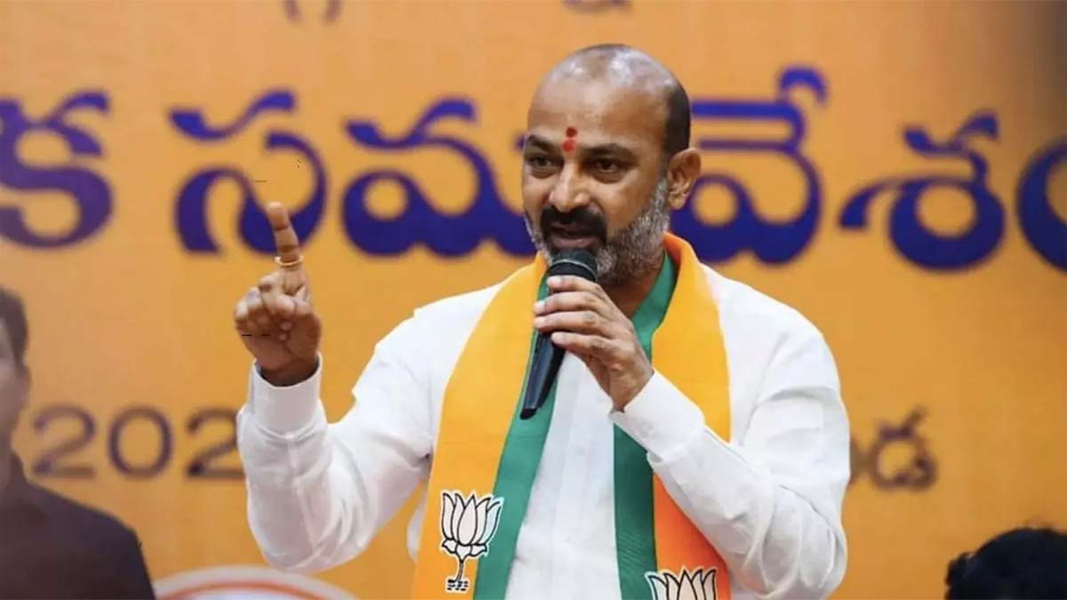 Bandi Sanjay: ఢిల్లీలో కాషాయ జెండా ఎగిరింది..ఆప్‌ను ఊడ్చేశామన్న కేంద్రమంత్రి బండి సంజయ్, తెలంగాణలోనూ అధికారంలోకి రాబోతున్నామని వెల్లడించిన కేంద్రమంత్రి