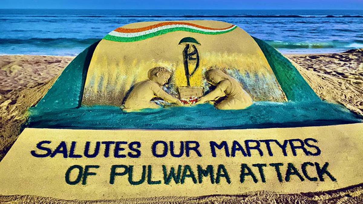 Pulwama Attack: పుల్వామా దాడికి ఆరేళ్లు.. వీర జవాన్లకు యావత్ దేశం నివాళి, ఒడిశా తీరంలో సైకత శిల్పంతో నివాళి అర్పించిన సుదర్శన్ పట్నాయక్