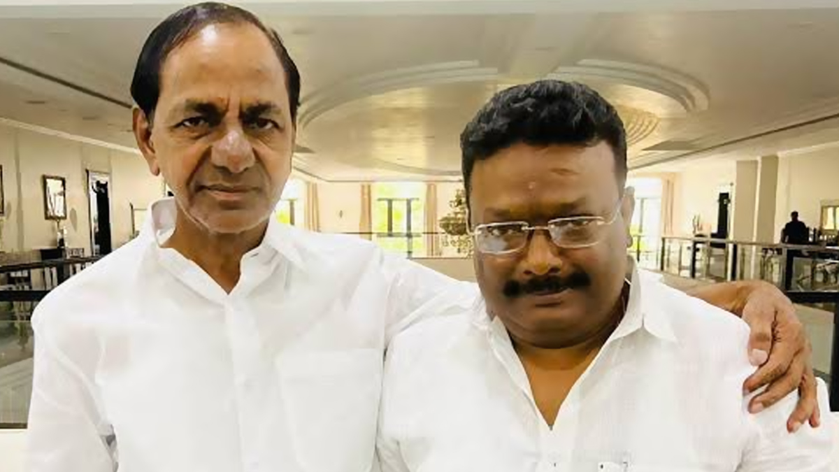 MLC Candidates: బీఆర్ఎస్ ఎమ్మెల్సీ టికెట్ దాసోజు శ్రవణ్ కు.. కాంగ్రెస్ అభ్యర్ధులుగా అద్దంకి దయాకర్, విజయశాంతి, శంకర్ నాయక్.. ఎమ్మెల్యే కోటా ఎమ్మెల్సీ ఎన్నికలకు నేడు నామినేషన్ల దాఖలుకు చివరి రోజు