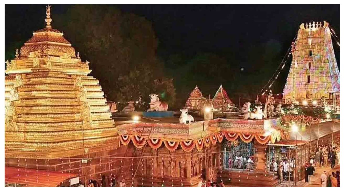 Srisailam Karthika Mahotsavam: కార్తీక మాసం ఉత్సవాలకు రెడీ అవుతున్న శ్రీశైలం ఆలయం, విస్తృత ఏర్పాట్లు చేస్తున్న ఆలయ అధికారులు, అక్టోబర్ 22 నుండి నవంబర్ 21 వరకు ఉత్సవాలు
