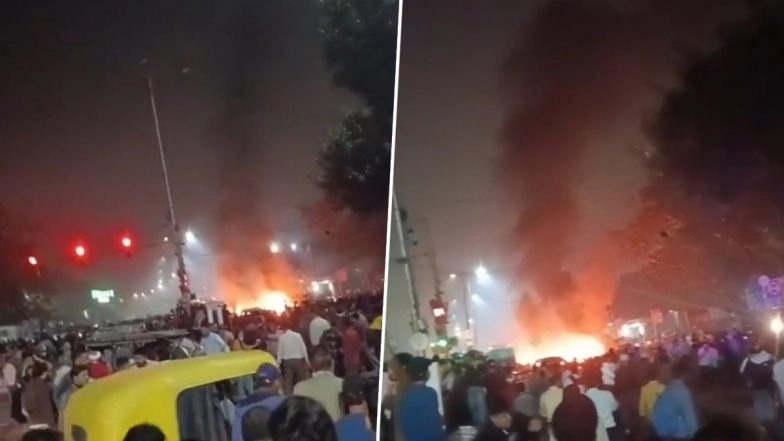 Delhi Blast: వీడియో ఇదిగో, ఢిల్లీలో బాంబు మోత, ఎర్రకోట సమీపంలో పార్క్‌ చేసిన కారులో పేలుడు, మెట్రో స్టేషన్ గేట్ నంబర్ 1 సమీపంలో ఘటన, పలువురికి గాయాలు