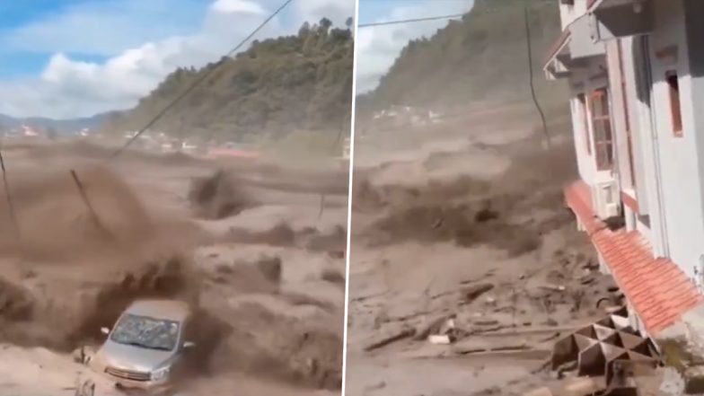 Nepal Flash Flood Videos: వీడియోలు ఇవిగో.. నేపాల్‌ని ముంచెత్తిన భారీ వరదలు.. భోటే కోషి నదిలో ఒక్కసారిగా పోటెత్తిన భారీ వరద.. కొట్టుకొపోయిన గ్రామాలు..