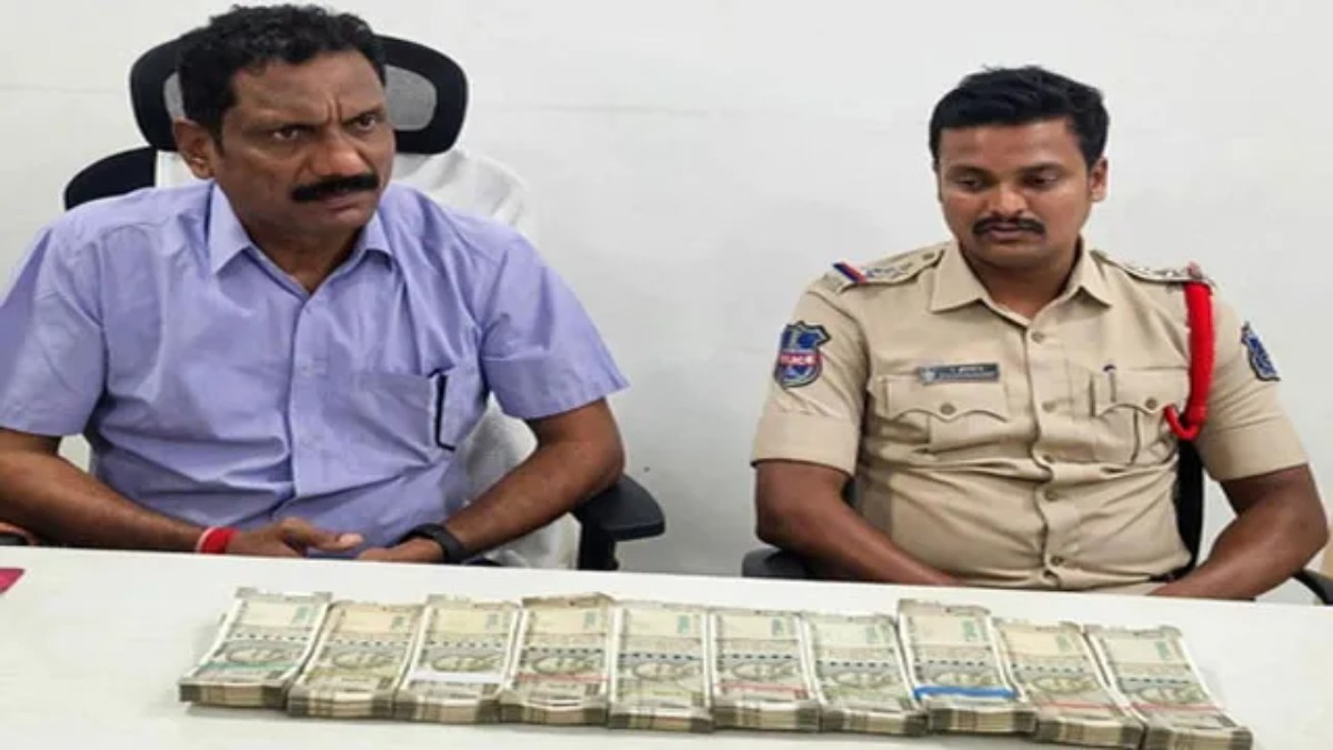Keesara Police Station Bribe Case: కీసర చెరువు వద్ద ACB ట్రాప్.. రూ.5 లక్షలు తీసుకుంటూ అడ్డంగా బుక్కైన ఎస్‌ఐ, సీఐ.. ఇద్దరు అధికారులను అరెస్ట్ చేసి విచారిస్తున్న ఏసీబీ