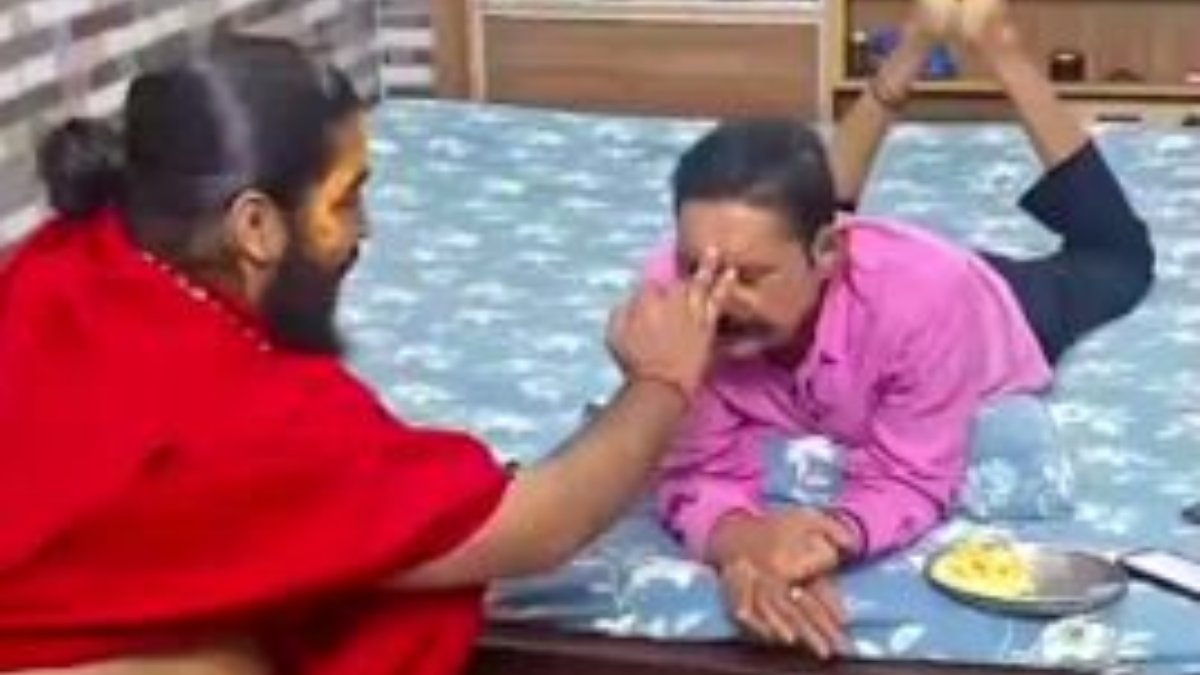Anant Singh Viral Video: వీడియో ఇదిగో.. మంచంపై పడుకుని పూజారితో బొట్టుపెట్టించుకున్న జెడీయూ ఎమ్మెల్యే.. నెటిజన్ల రియాక్షన్ ఏంటంటే..