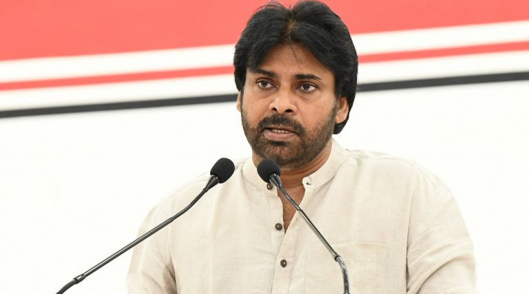 Pawan Kalyan: ట్విట్టర్లో ట్రెండ్ అవుతున్న పవన్ కళ్యాణ్, కారణం ఏంటో తెలిస్తే మీరు షాకయిపోవాల్సిందే