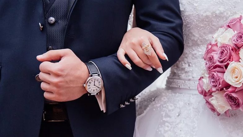 'Marriage Scam': 19 మంది భర్తలు ఉన్నా మళ్లీ పెళ్లికి రెడీ అయిన భార్య, సోషల్ మీడియాలో వేరే వ్యక్తితో పెళ్లి వీడియో చూసి షాక్ అయిన భర్త, పోలీసుల దర్యాప్తులో దిమ్మతిరిగే వాస్తవాలు, చైనాలో వైరల్ ఘటన 'Marriage Scam': 19 మంది భర్తలు ఉన్నా మళ్లీ పెళ్లికి రెడీ అయిన భార్య, సోషల్ మీడియాలో వేరే వ్యక్తితో పెళ్లి వీడియో చూసి షాక్ అయిన భర్త, పోలీసుల దర్యాప్తులో దిమ్మతిరిగే వాస్తవాలు, చైనాలో వైరల్ ఘటన