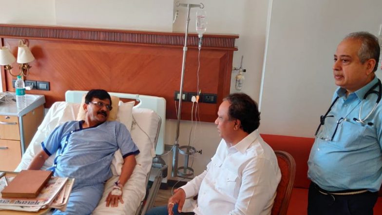 Sanjay Raut: ఆస్పత్రిలో శివసేన సీనియర్ నేత, ఛాతీ నొప్పితో లీలావతి ఆసుపత్రిలో చికిత్స పొందుతున్న సంజయ్ రౌత్, ట్విస్టులతో సాగుతున్న మహారాష్ట్ర రాజకీయాలు, ఇంకా వీడని అధికార ఏర్పాటు సస్పెన్స్ Sanjay Raut: ఆస్పత్రిలో శివసేన సీనియర్ నేత, ఛాతీ నొప్పితో లీలావతి ఆసుపత్రిలో చికిత్స పొందుతున్న సంజయ్ రౌత్, ట్విస్టులతో సాగుతున్న మహారాష్ట్ర రాజకీయాలు, ఇంకా వీడని అధికార ఏర్పాటు సస్పెన్స్