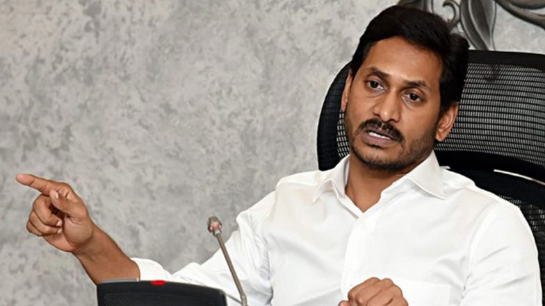 NRC-AP CM YS Jagan: ఎన్ఆర్సీపై బీజేపీకి ఏపీ సీఎం షాక్, రాష్ట్రంలో ఎన్ఆర్సీ అమలు చేసే ప్రసక్తే లేదు, మైనార్టీలకు తమ ప్రభుత్వం అండగా ఉంటుందని తెలిపిన సీఎం వైయస్ జగన్, కడపలో నీటిపారుదల ప్రాజెక్టులకు, ఉక్కు పరిశ్రమకు శంకు స్థాపన NRC-AP CM YS Jagan: ఎన్ఆర్సీపై బీజేపీకి ఏపీ సీఎం షాక్, రాష్ట్రంలో ఎన్ఆర్సీ అమలు చేసే ప్రసక్తే లేదు, మైనార్టీలకు తమ ప్రభుత్వం అండగా ఉంటుందని తెలిపిన సీఎం వైయస్ జగన్, కడపలో నీటిపారుదల ప్రాజెక్టులకు, ఉక్కు పరిశ్రమకు శంకు స్థాపన