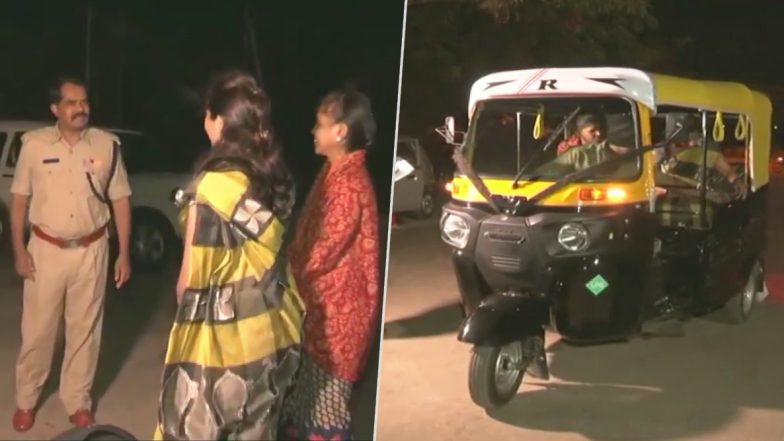 Free Drop Service For Women: రాత్రి 10 దాటితే ఉచితంగా డ్రాప్ సర్వీసు, అత్యాచార ఘటనల నేపథ్యంలో కర్ణాటకలోని గదగ్ పోలీసులు కీలక నిర్ణయం, మహిళలు రాత్రి పది దాటితే హెల్ప్లైన్కు వెంటనే కాల్ చేయండి, వివరాలు వెల్లడించిన గదగ్ ఎస్పీ శ్రీనాథ్ జోషి Free Drop Service For Women: రాత్రి 10 దాటితే ఉచితంగా డ్రాప్ సర్వీసు, అత్యాచార ఘటనల నేపథ్యంలో కర్ణాటకలోని గదగ్ పోలీసులు కీలక నిర్ణయం, మహిళలు రాత్రి పది దాటితే హెల్ప్లైన్కు వెంటనే కాల్ చేయండి, వివరాలు వెల్లడించిన గదగ్ ఎస్పీ శ్రీనాథ్ జోషి