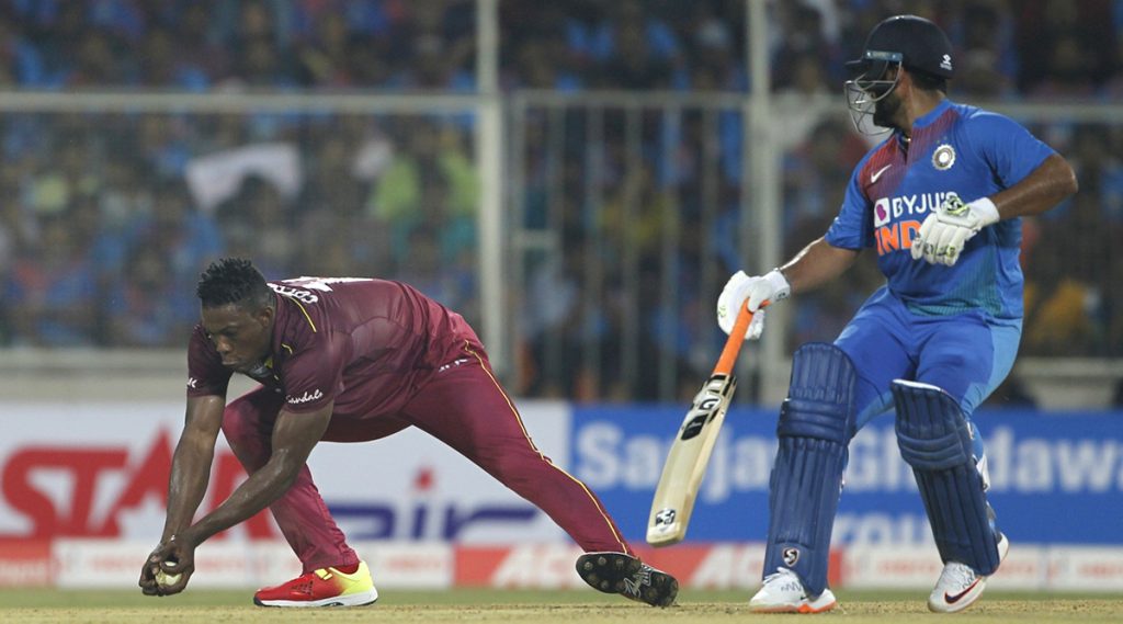IND vs WI 3rd ODI: బౌలింగ్ ఎంచుకున్న వెస్టిండీస్