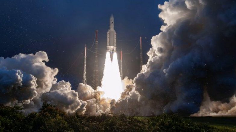 GSAT-30: ఈ ఏడాది ఇస్రో ఆరంభం అదుర్స్, నింగిలోకి విజయవంతంగా దూసుకువెళ్లిన GSAT 30, ఇంటర్నెట్ రంగంలో విప్లవాత్మక మార్పులకు నాంది పలకనున్న ఇస్రో శాటిలైట్