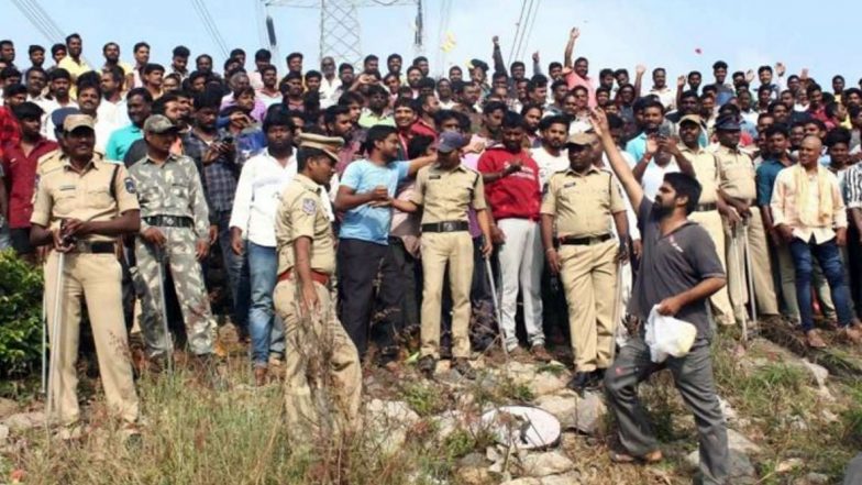Hajipur Rape-Murders Case: హాజీపూర్ రేప్ మర్డర్ కేసులో తుది తీర్పు నేడే, ఉరిశిక్ష విధిస్తారా..? తుది తీర్పు వెల్లడించనున్న నల్గొండ ఫాస్ట్ ట్రాక్ కోర్టు, 2019 అక్టోబర్ 14 నుంచి హాజీపూర్ కేసులపై విచారణ Hajipur Rape-Murders Case: హాజీపూర్ రేప్ మర్డర్ కేసులో తుది తీర్పు నేడే, ఉరిశిక్ష విధిస్తారా..? తుది తీర్పు వెల్లడించనున్న నల్గొండ ఫాస్ట్ ట్రాక్ కోర్టు, 2019 అక్టోబర్ 14 నుంచి హాజీపూర్ కేసులపై విచారణ
